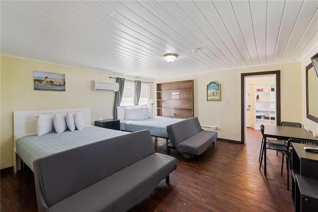 פורט ארנסס Belles Sea Inn מראה חיצוני תמונה