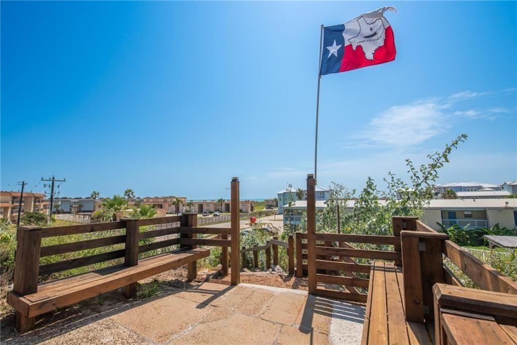 פורט ארנסס Belles Sea Inn מראה חיצוני תמונה